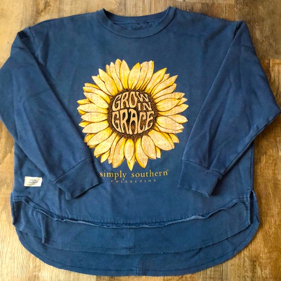 Simply Southern Tops - Simply Southern Grow in Grace sweatshirt